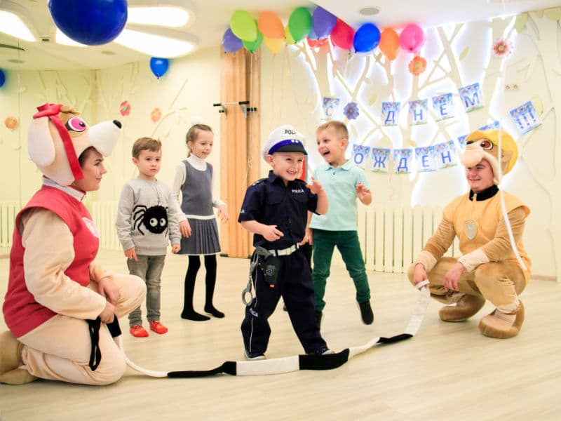Аниматоры  Щенячий патруль с детками на день рождения